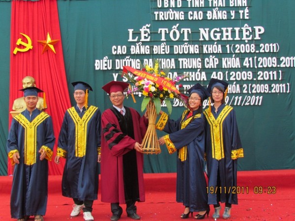 Lễ công nhận tốt nghiệp Cao đẳng, Trung cấp năm 2011