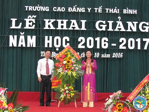 Trường Cao đẳng Y tế Thái Bình tổ chức lễ khai giảng năm học 2016-2017