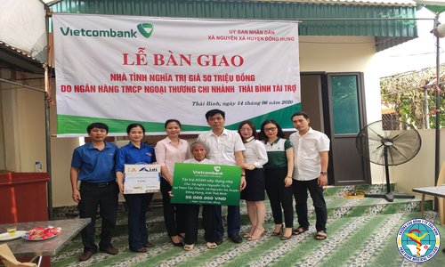 Trường Cao đẳng Y tế Thái Bình khánh thành và bàn giao nhà tình nghĩa tại xã Nguyên Xá huyện Đông Hưng