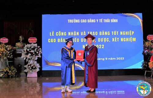 Lễ công nhận và trao bằng tốt nghiệp cao đẳng Điều dưỡng, Dược, Xét nghiệm năm 2022