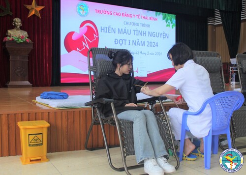Chương trình Hiến máu tình nguyện đợt 1 năm 2024 tại trường Cao đẳng Y tế Thái Bình