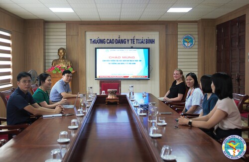 Chuyến đi học tập đặc biệt của sinh viên Đan Mạch tại Việt Nam: Kết nối giáo dục điều dưỡng giữa châu Á và châu Âu