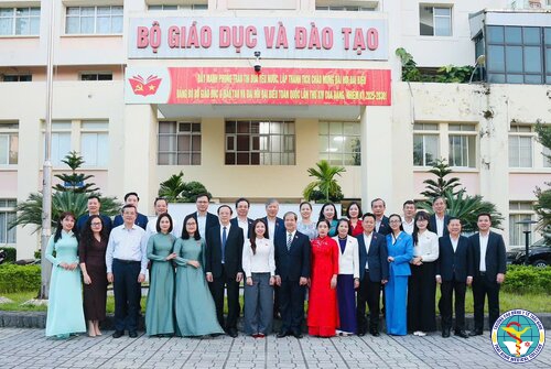 Bộ Giáo dục và Đào tạo gặp mặt, đón tiếp các Nhà giáo là Đại biểu Quốc hội khóa XV nhân dịp 20/11