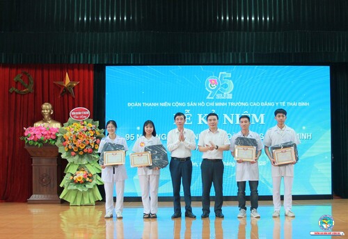 Tổng kết và trao giải hội thi sinh viên giỏi lần thứ XXI, năm học 2025 - 2026 tại Trường Cao đẳng Y tế Thái Bình