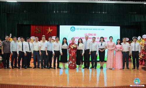 Ra mắt Câu lạc bộ đào tạo khối ngành Sức khỏe và Hội thảo chuyên môn