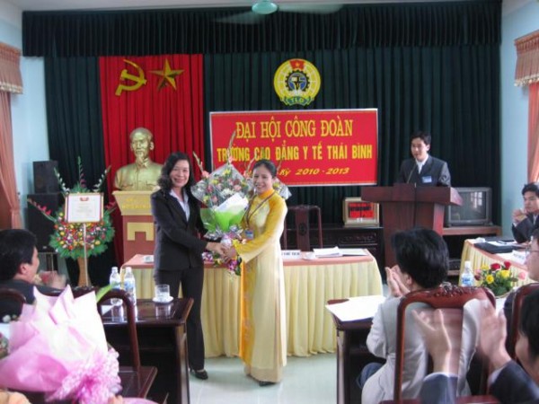 Đại hội công đoàn trường nhiệm kỳ 2010-2013