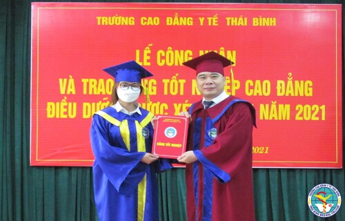 Lễ công nhận và trao bằng tốt nghiệp cao đẳng Điều dưỡng, Dược, Xét nghiệm chính quy năm 2021