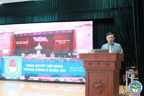 Hội nghị học tập, quán triệt, tuyên truyền triển khai thực hiện Nghị quyết Hội nghị lần thứ tám Ban Chấp hành Trung ương Đảng khoá XIII