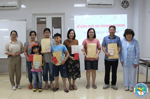 Trường Cao đẳng Y tế Thái Bình bế giảng khóa học Hiragana - Katakana lớp tiếng Nhật miễn phí